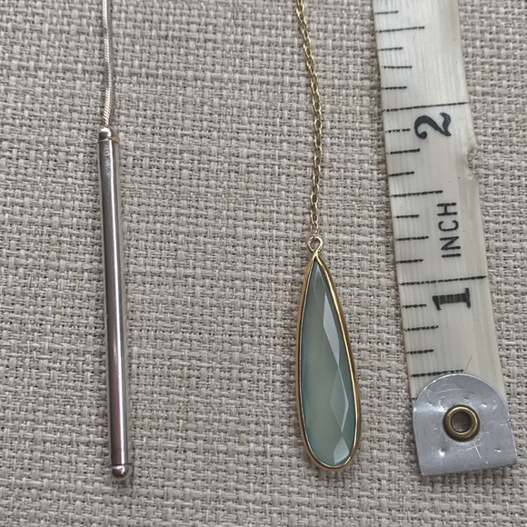 Set of two lariat necklacess and a charm bracelet - Picture 6 of 6